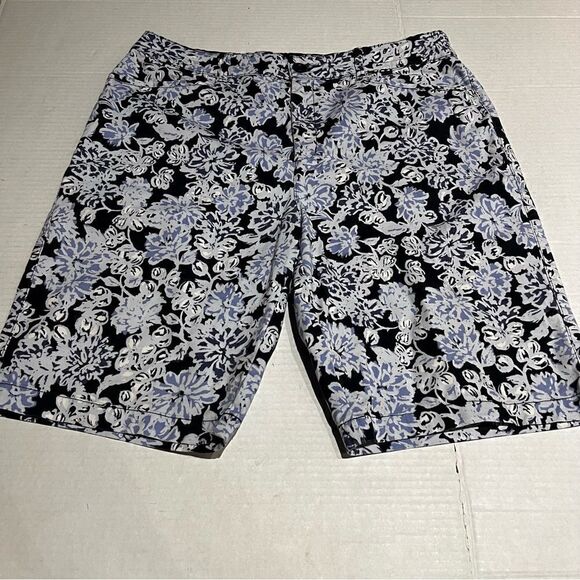 Croft and Barrow Blue Floral Shorts Size 12 - Picture 1 of 8